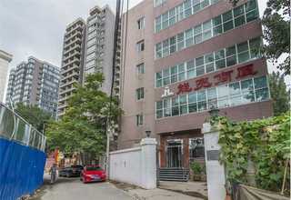 南昌地下车库的通风管道